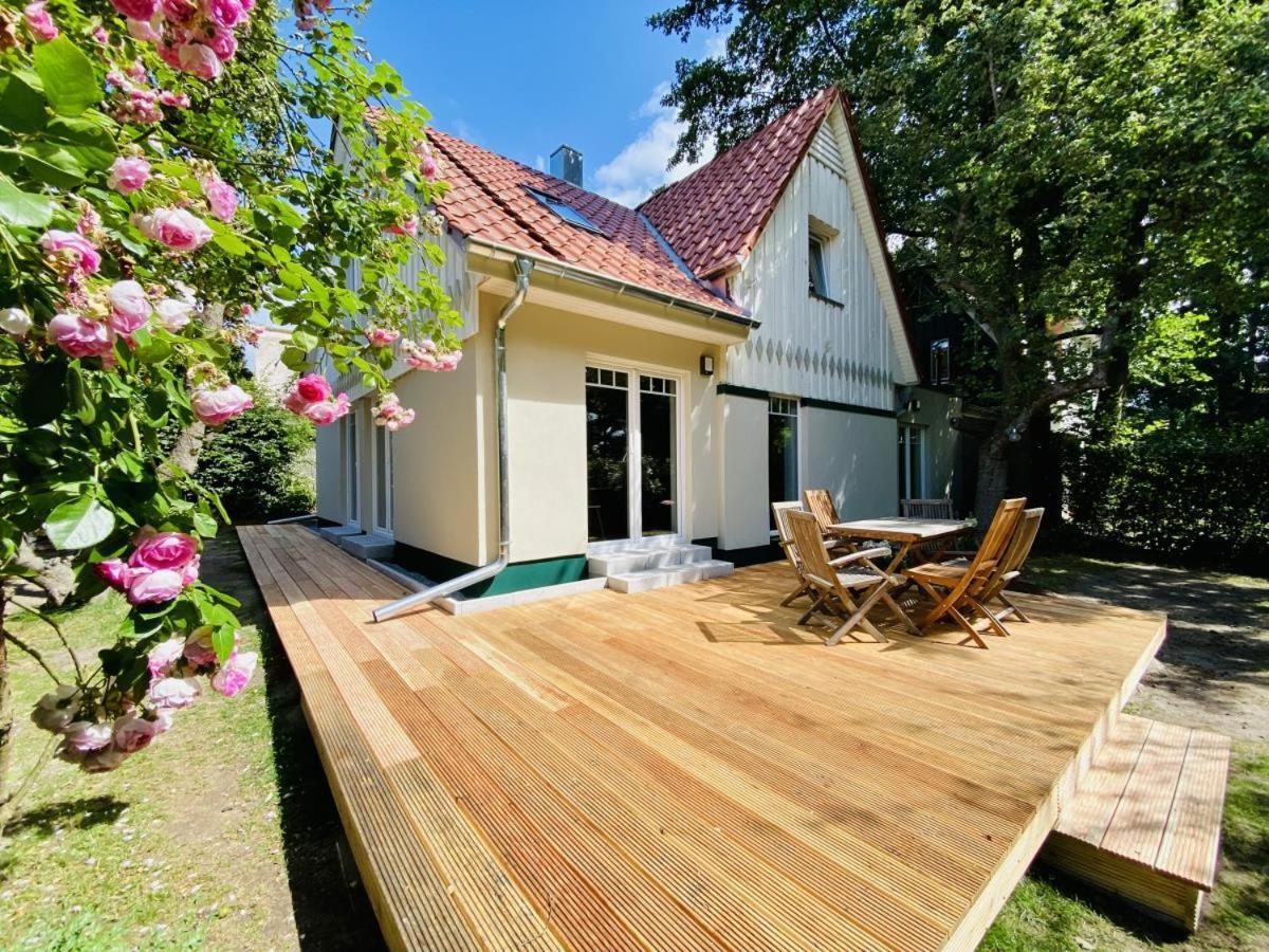 Sommerhaus Am Bach Rostock Exterior photo
